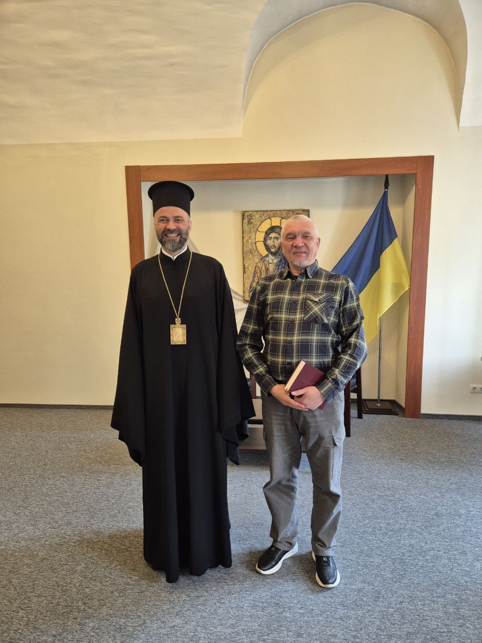 Зустріч з екзархом Вселенського Патріархату, єпископом Михаїлом, та головою братства Благовірного гетьмана Петра Конашевича-Сагайдачного.